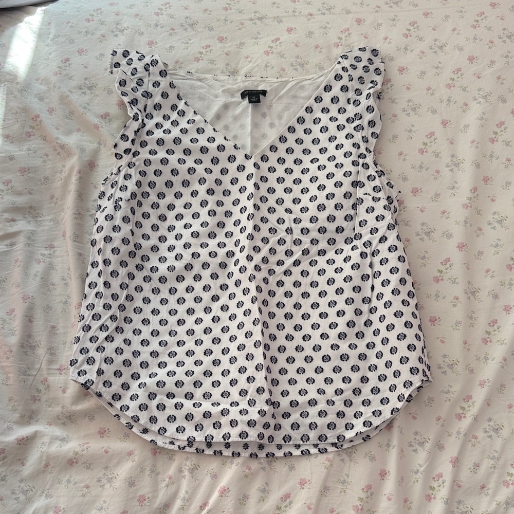 Women's white and navy blue top